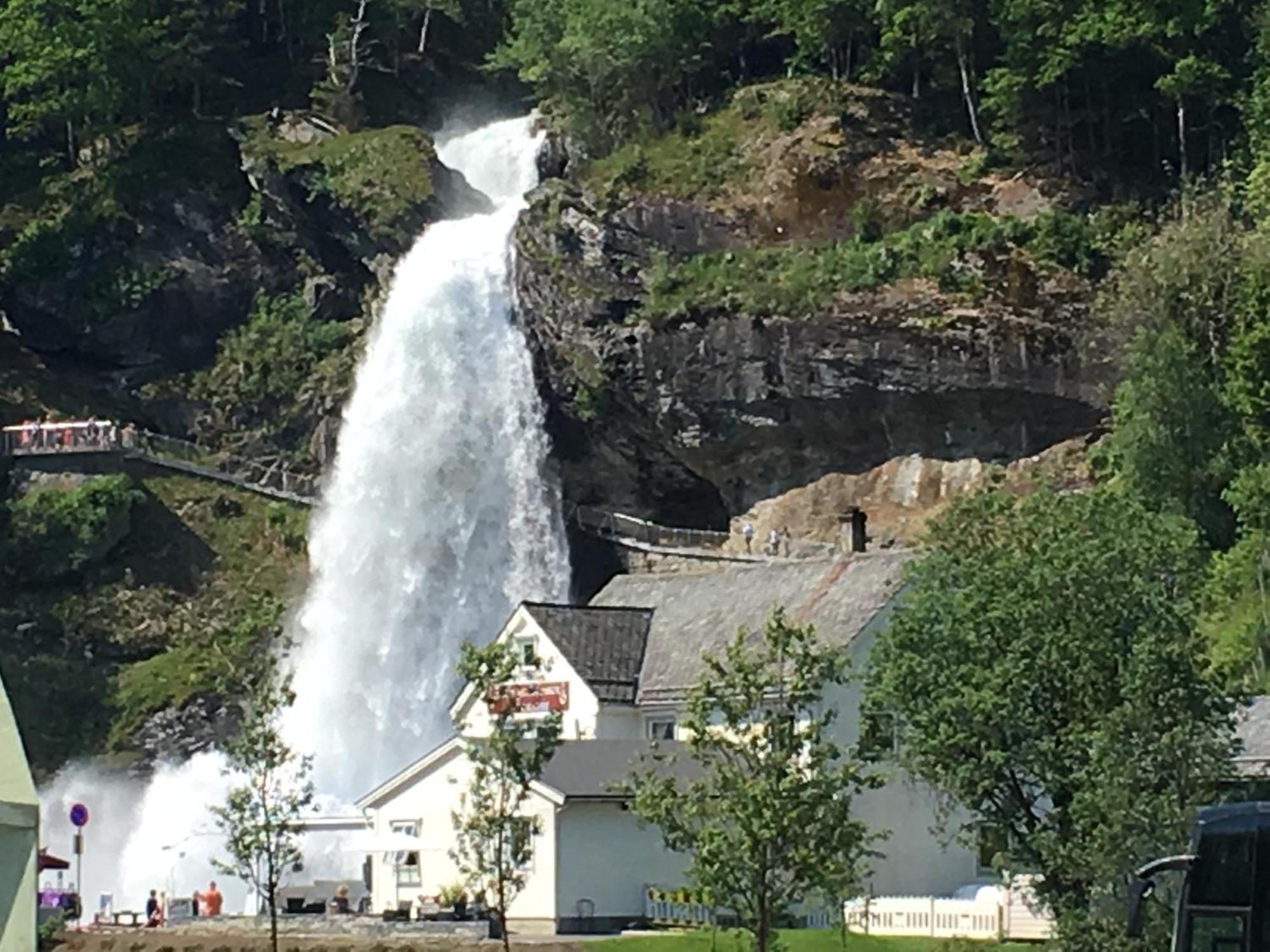 Kvamskogen & Hardanger Holliday Homes Сasa de vacaciones Norheimsund